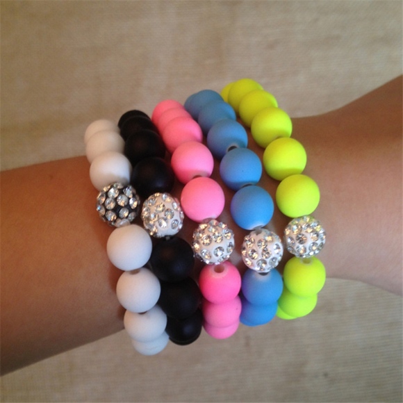 Neon Yellow Ball Shamballa Stretch Bracelet Unisex - Picture 3 of 8